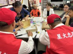 正在生境花園搭建“虫豸旅館”是一種什麼體驗